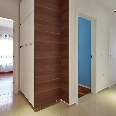 2 Bedroom Amazing In * Liznjan